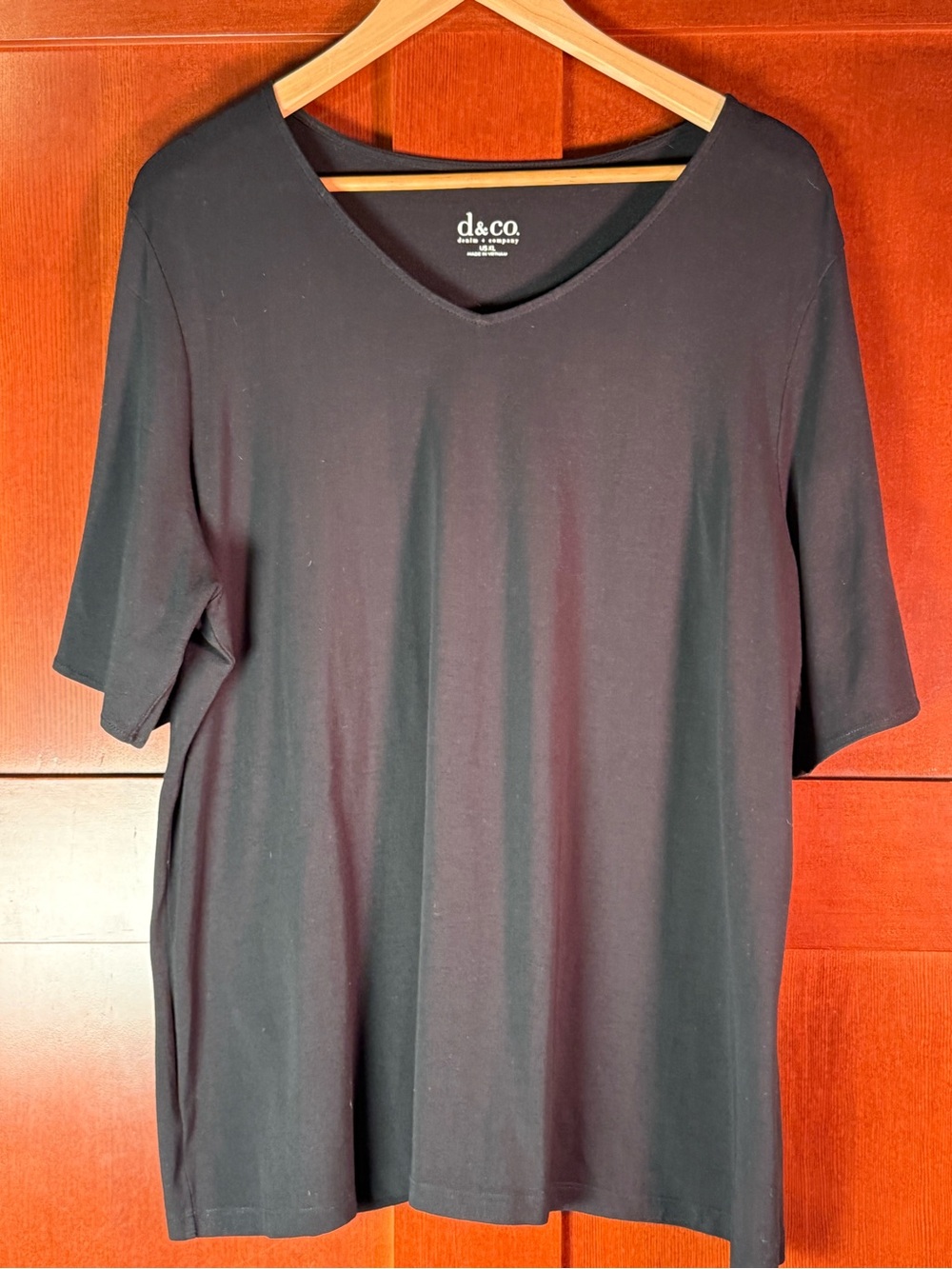 d&co. Denim + Company Black Split Sleeve Grommet Top XL
